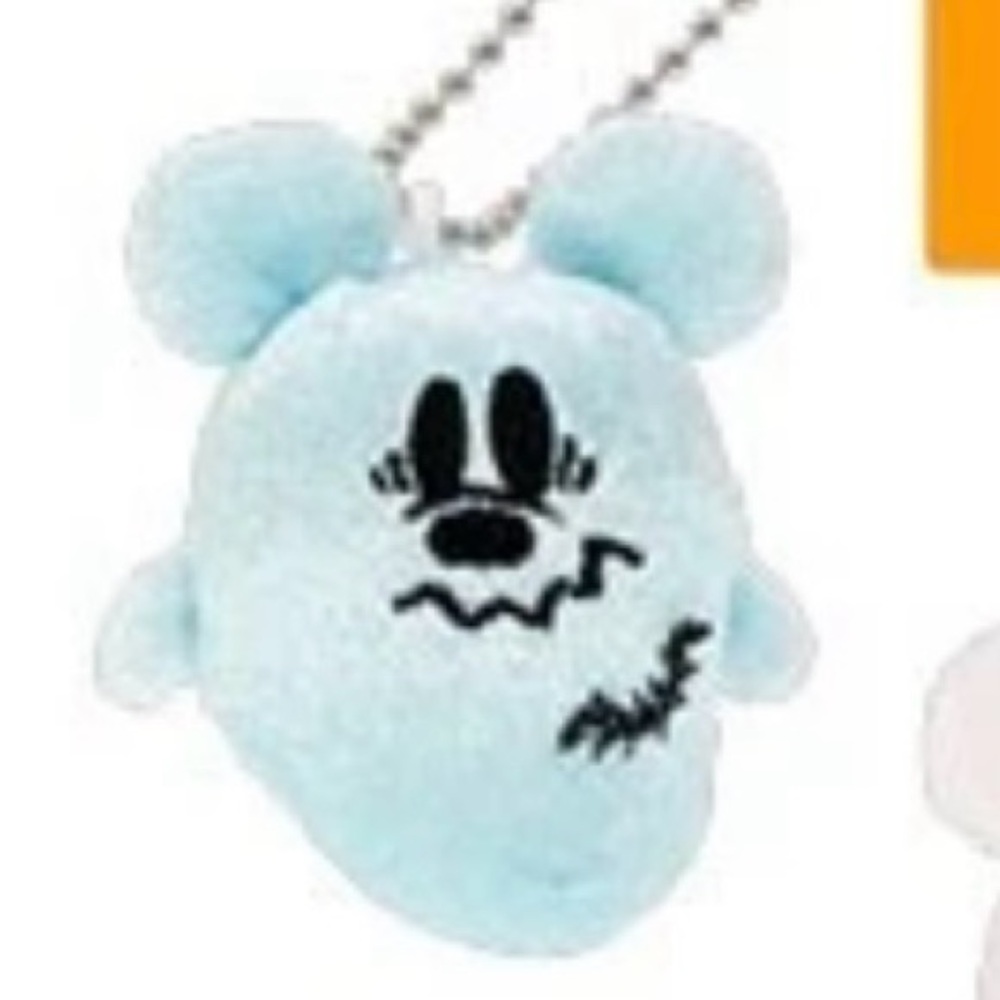 Tokyo Disney 2024 Mickey Mouse Plush Blind Box Keychain (2 of 6) /NEW out of box